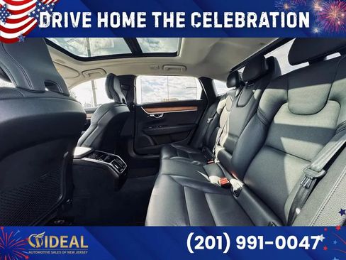Used 2023 Volvo S90 B6 Plus AWD/4WD image 18