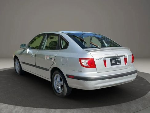 Used 2004 Hyundai Elantra GT FWD image 4