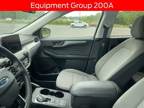 Used 2022 Ford Escape SE w/ Convenience Package AWD/4WD image 8