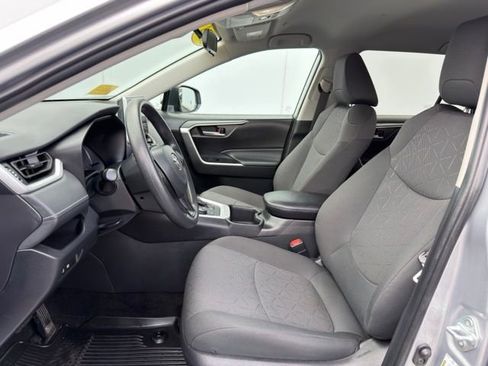 Used 2024 Toyota RAV4 XLE AWD/4WD image 20