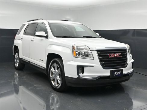Used 2017 GMC Terrain SLE w/ Driver Alert Package I FWD image 1