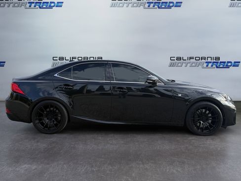 Used 2017 Lexus IS 350 image 4