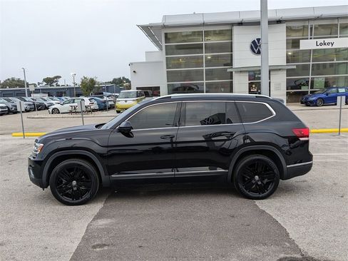 Used 2019 Volkswagen Atlas SEL Premium image 4