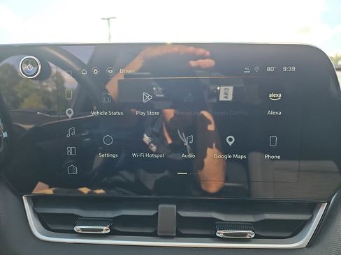 Used 2025 Chevrolet Equinox LT FWD image 25