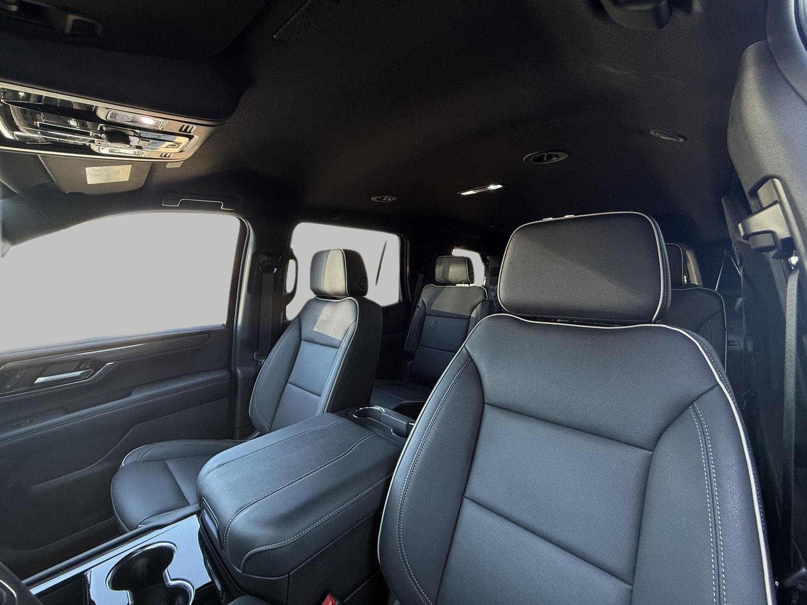 Used 2026 GMC Yukon Elevation AWD/4WD image 42