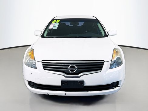 Used 2009 Nissan Altima 2.5 S w/ Convenience Pkg FWD image 11
