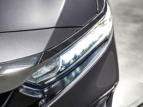 Used 2018 Honda Accord EX image 7