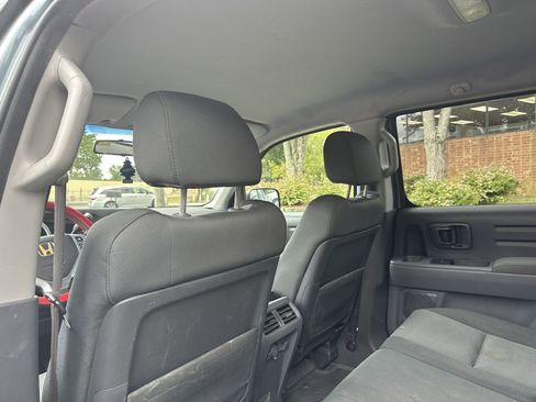 Used 2006 Honda Ridgeline RT image 32