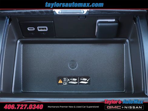 Used 2023 GMC Yukon Denali AWD/4WD image 27