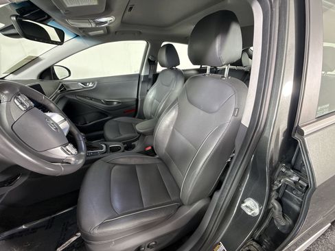 Used 2022 Hyundai Ioniq Limited image 15