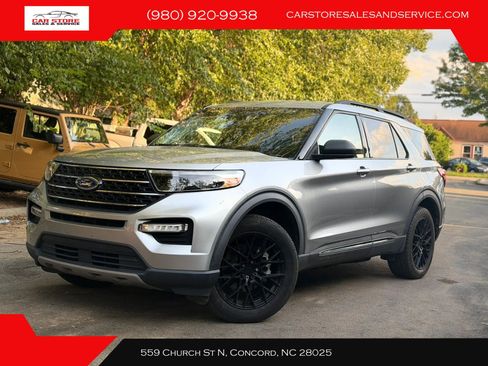 Used 2020 Ford Explorer XLT w/ Equipment Group 202A AWD/4WD image 1