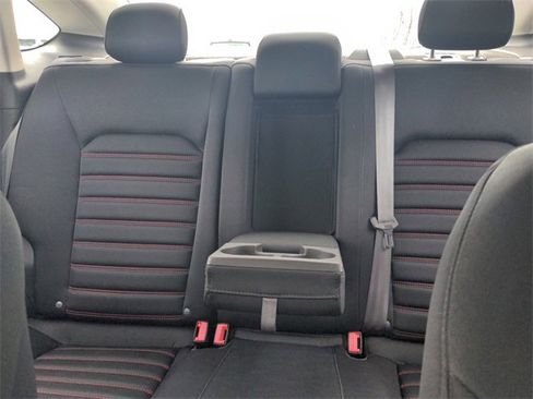 Used 2013 Ford Fusion SE image 28