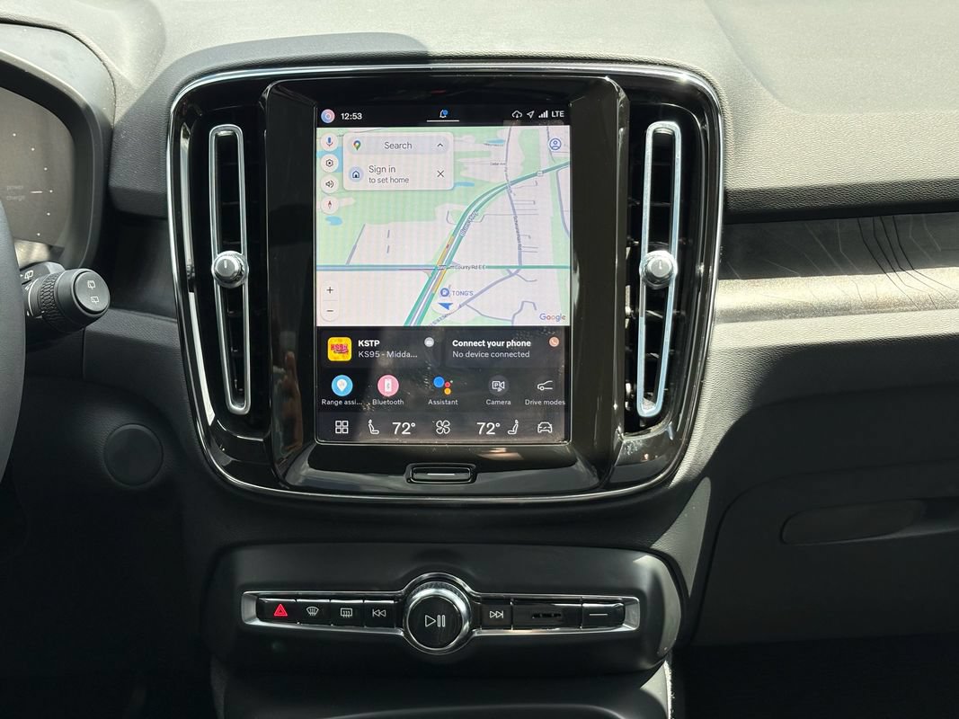 Used 2023 Volvo XC40 Recharge Plus AWD/4WD image 14