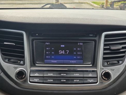 Used 2016 Hyundai Tucson SE w/ Option Group 02 image 24