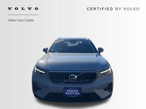 Certified 2025 Volvo XC40 B5 Plus image 1