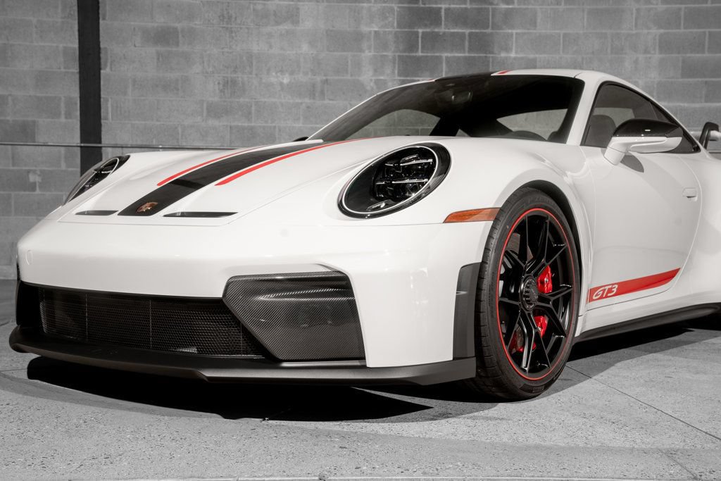 Used 2026 Porsche 911 GT3 RWD image 25
