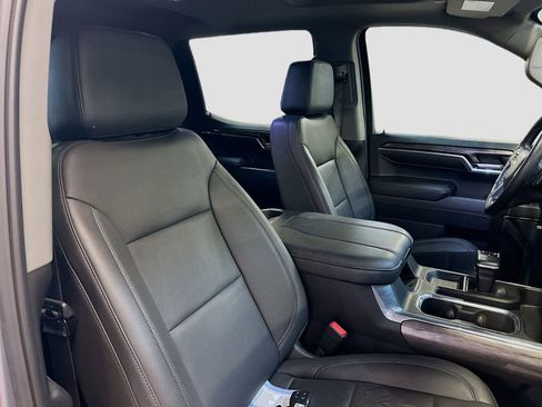 Used 2024 Chevrolet Silverado 1500 LTZ w/ LTZ Premium Package image 30