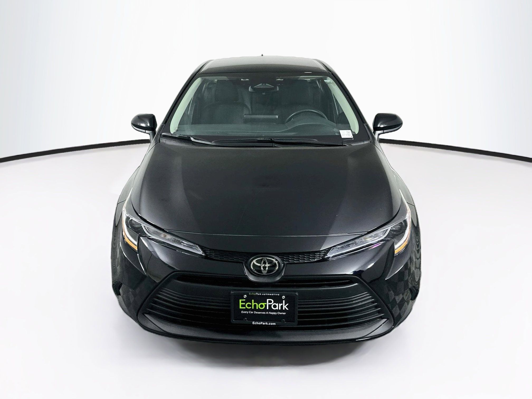Used 2026 Toyota Corolla LE FWD image 2