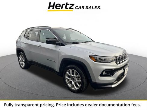 Used 2025 Jeep Compass Limited AWD/4WD image 1
