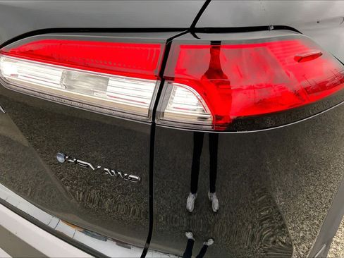 Used 2025 Toyota Corolla Cross AWD Hybrid image 30