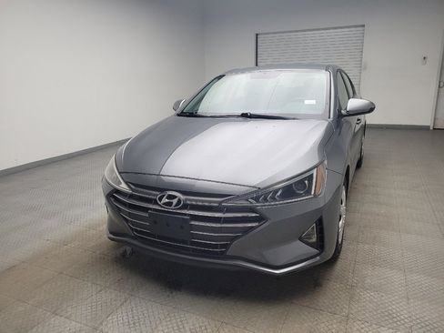 Used 2019 Hyundai Elantra SE w/ Cargo Package FWD image 15