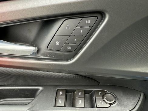 New 2026 Chevrolet Equinox EV RS image 11