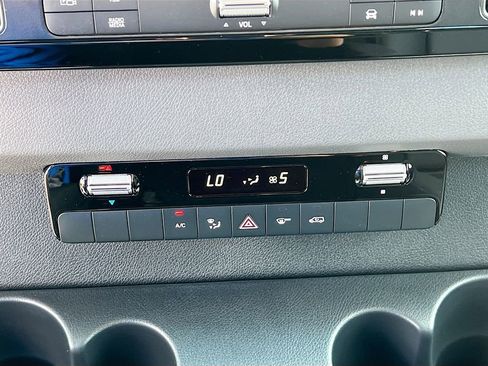 New 2025 Mercedes-Benz Sprinter 2500 image 17