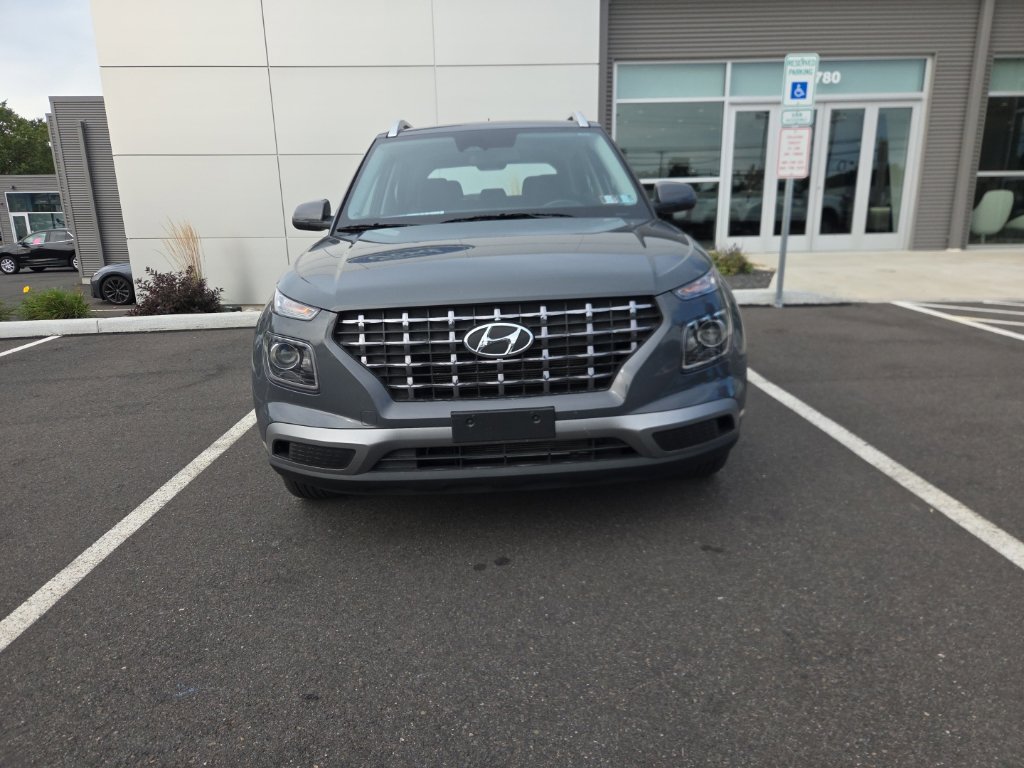Used 2026 Hyundai Venue SEL FWD image 8