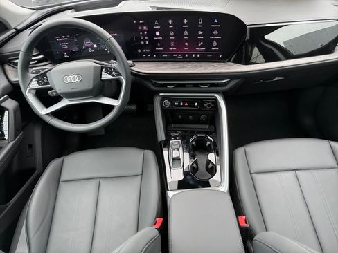 New 2025 Audi Q5 Premium Plus image 10