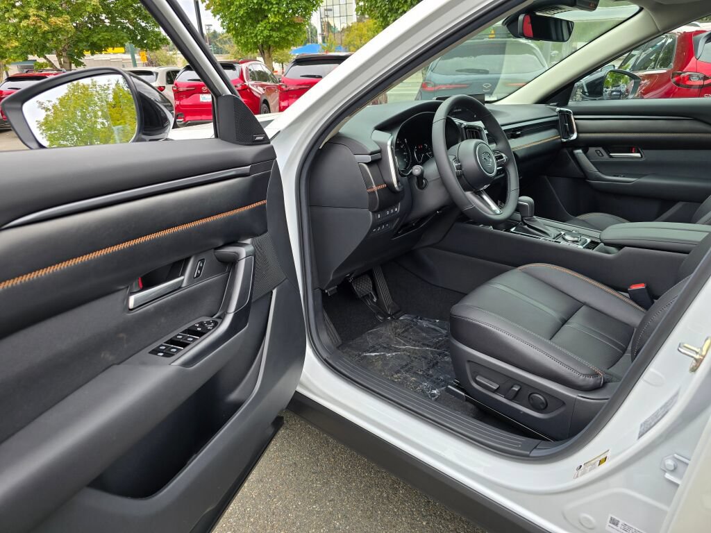New 2026 MAZDA CX-50 2.5 Hybrid w/ Premium Plus Pkg AWD/4WD image 23