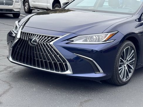 Used 2022 Lexus ES 350 w/ Premium Package image 38