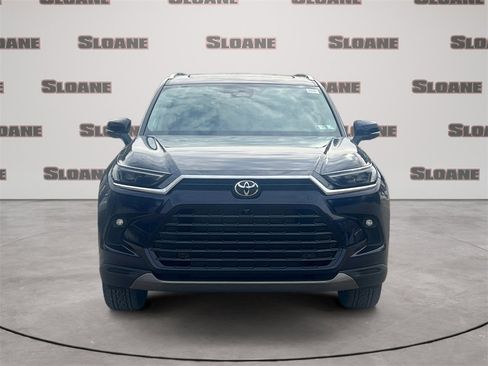 New 2026 Toyota Grand Highlander Limited image 8