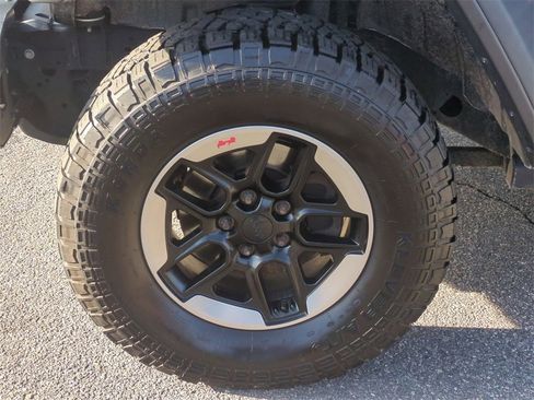 Used 2018 Jeep Wrangler Unlimited Rubicon image 10