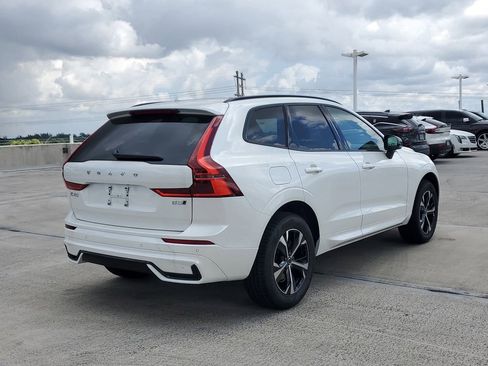 New 2026 Volvo XC60 B5 Core w/ Protection Package AWD/4WD image 4