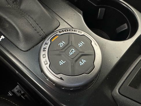 Certified 2025 Ford Bronco Badlands AWD/4WD image 33