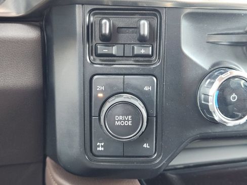 Certified 2025 Ford F250 King Ranch AWD/4WD image 20