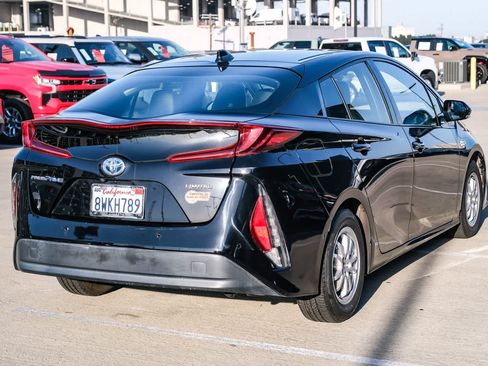 Certified 2020 Toyota Prius Prime Limited w/ Carpet Mat Package FWD image 4