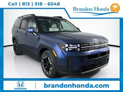 Used 2025 Hyundai Santa Fe SEL FWD image 1