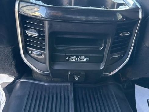 Used 2019 RAM 3500 Laramie image 14