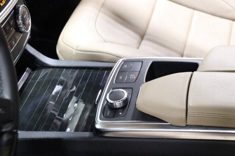 Used 2015 Mercedes-Benz GL 550 4MATIC image 57