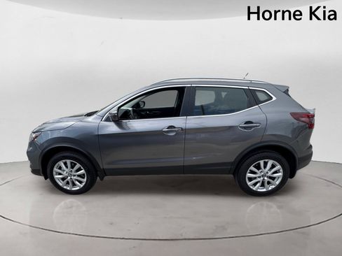 Used 2022 Nissan Rogue Sport SV FWD image 6