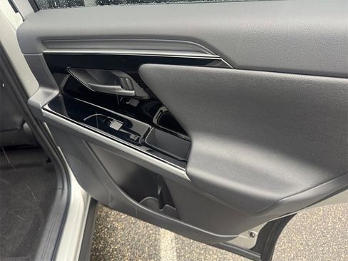 Certified 2024 Toyota bZ4X Limited w/ Weather Package image 20