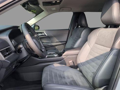 Used 2026 Mitsubishi Outlander SE AWD/4WD image 15