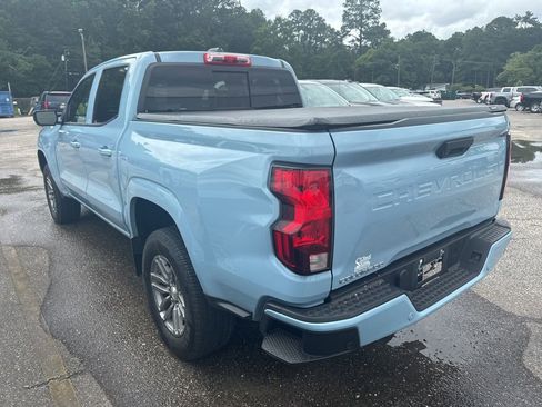 Used 2025 Chevrolet Colorado LT RWD image 4