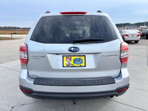 Used 2016 Subaru Forester 2.5i Premium image 5