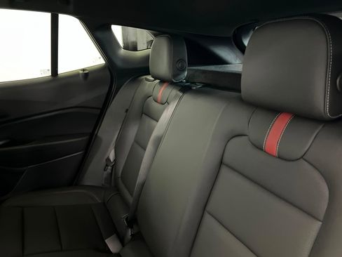 New 2026 Chevrolet Trax RS w/ Sunroof Package FWD image 21
