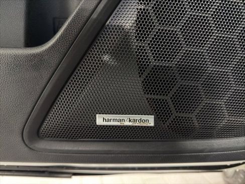 Certified 2022 Subaru Outback Limited image 10