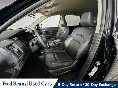 Used 2023 Nissan Pathfinder SL AWD/4WD image 26