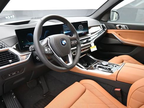 New 2026 BMW X5 xDrive50e AWD/4WD image 11
