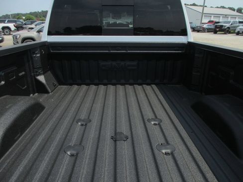 New 2026 GMC Sierra 2500 Denali Ultimate AWD/4WD image 7